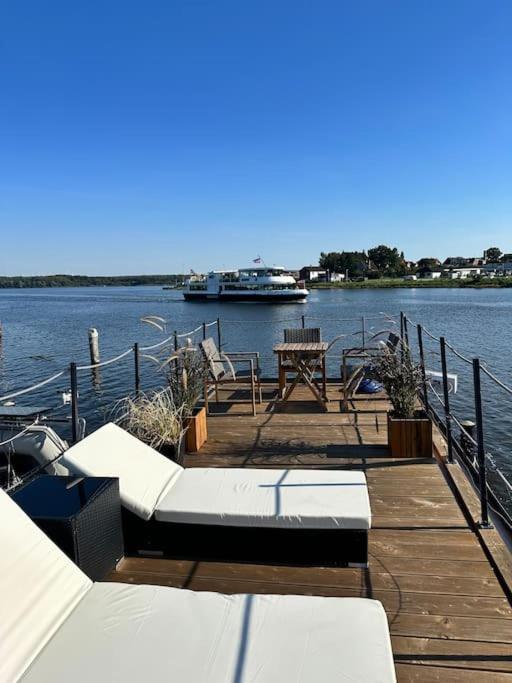 Ferienwohnung Premium Hausboot Trave Traum Lübeck Exterior foto